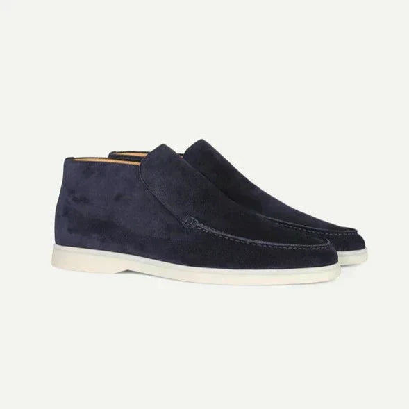 Navy / EU 48 / UK 13 / US 13.5