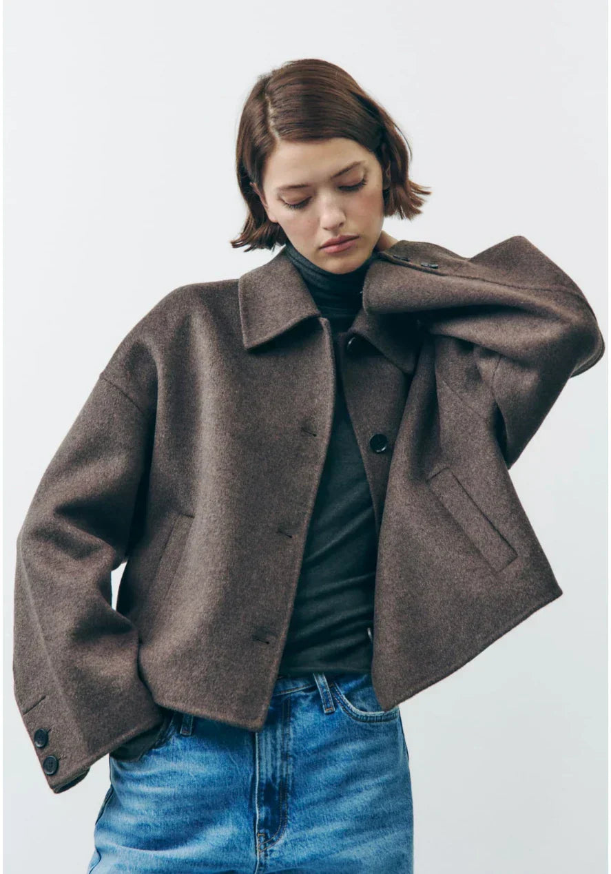 Brown / L