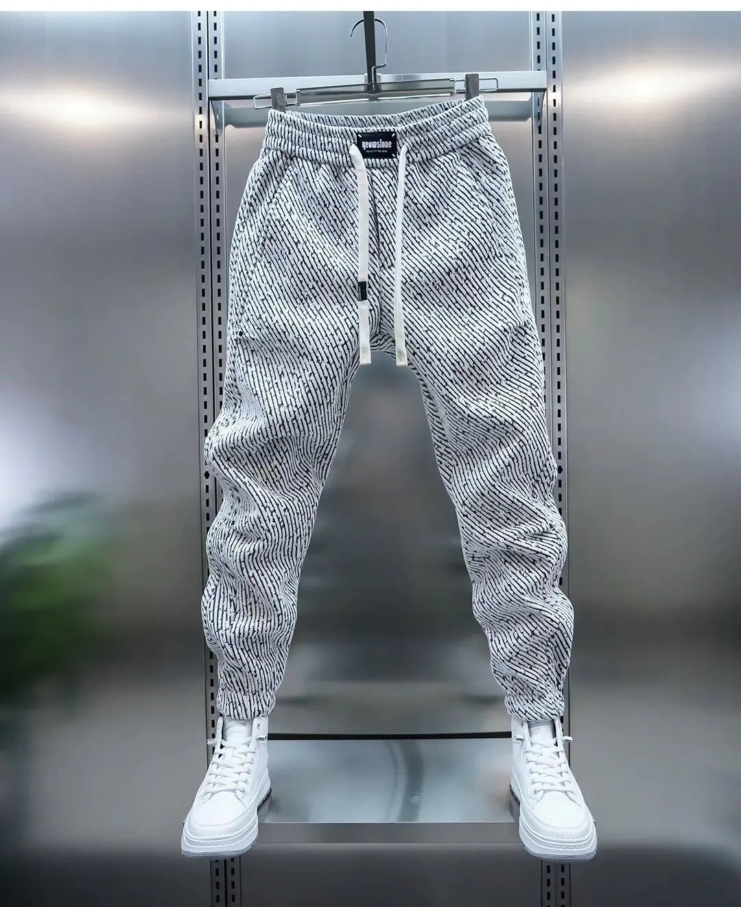 White with Texture / 5XL